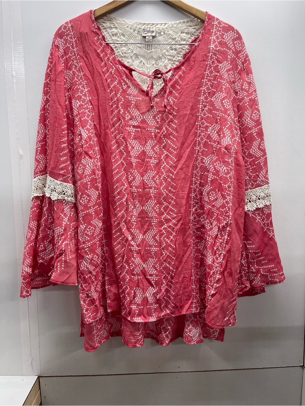 Como Vintage Coral Pink Crochet-Trim Boho Tunic Peasant Top